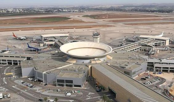 נתב"ג ממגדל הפיקוח. עבודות השיפוצים החלו. צילום עירית רוזנבלום