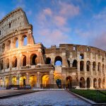 איטליה וקפריסין מבטלות את מגבלות הכניסה לתיירים