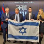קבוצת הכדורגל ברצלונה במסר תמיכה בישראל