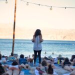 יומיוגה באילת: חוגגים את יום היוגה הבינלאומי, בחוף של מוש