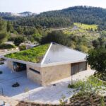מוקד יער סטף: קק"ל פתחה מרכז מבקרים ובייקרי בלב היער