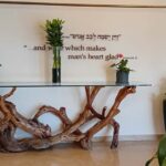 פרימה פארק: המלון בירושלים בו היין והטעם, השמחה והצבע נפגשים
