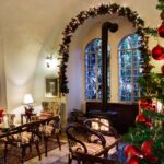 לחגוג כריסטמסט עם סנטה קלאוס וסילבסטר נוצץ במלון אמריקן קולוני