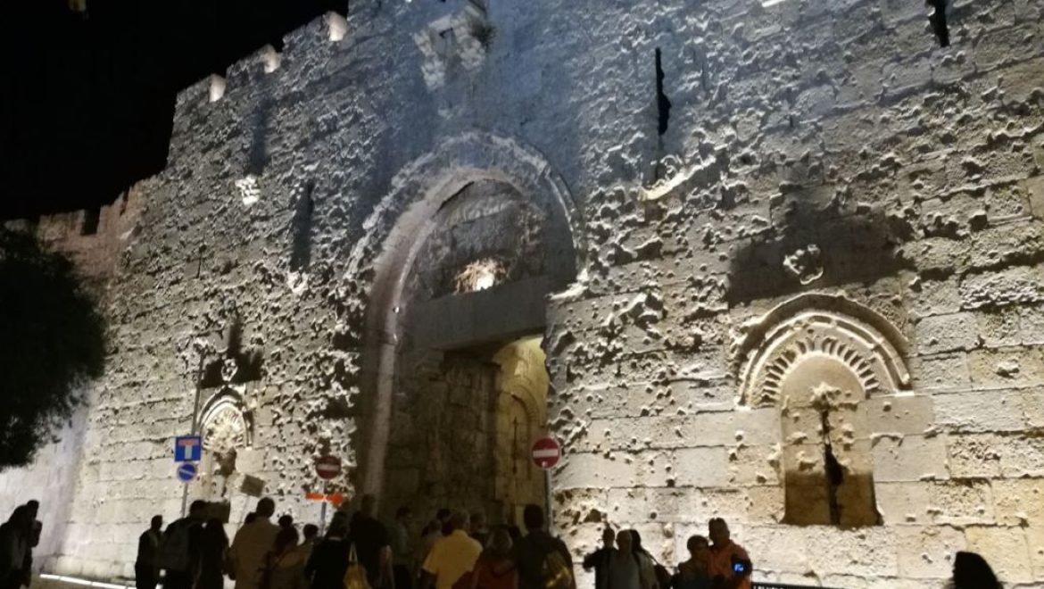 סיור בעיר העתיקה בירושלים. 31% מלינות התיירים מקורן בירושלים. צילום עירית רוזנבלום פדיון המלונות בינואר-ספטמבר עמד על 9 מיליארד שקל