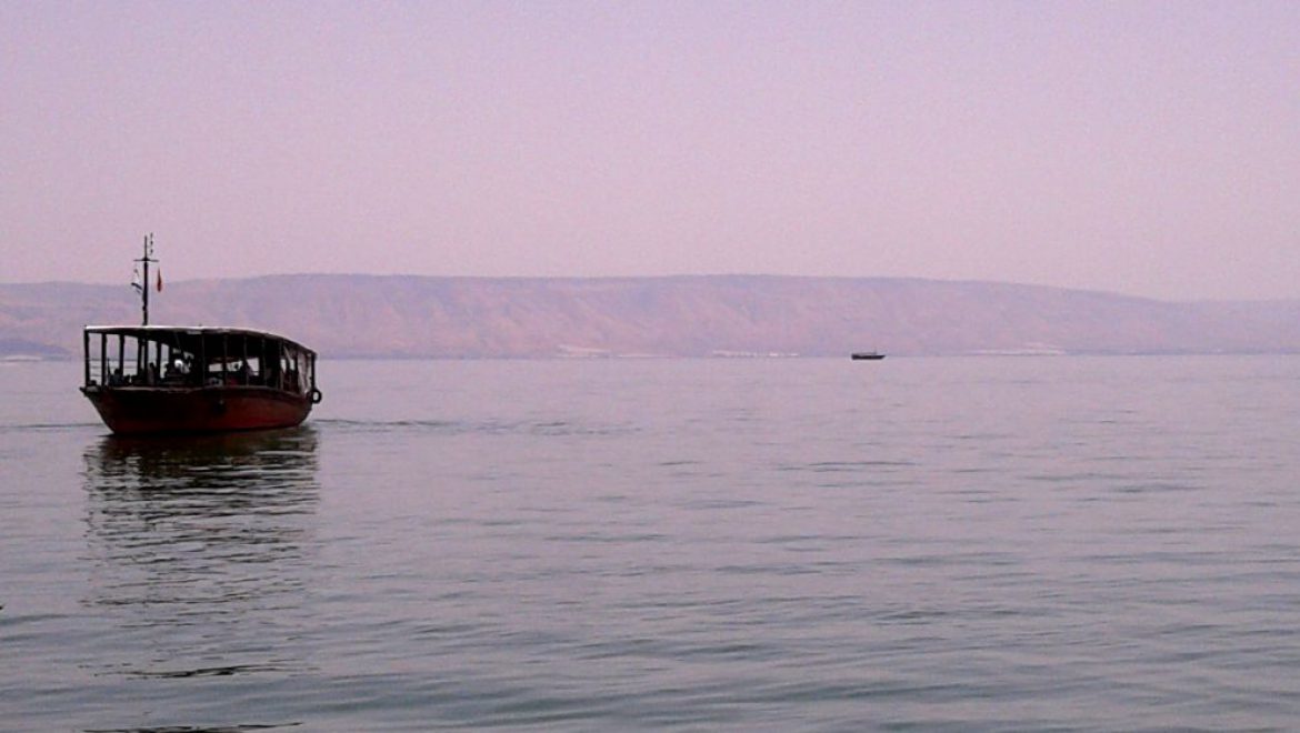 ימת הכנרת: מלאה במים אך נטושה ממבקרים. צילום שוש להב הוי כנרת שלי, ההיית או חלמתי חלום?