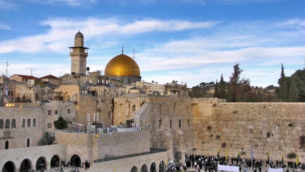 הכותל המערבי הוא האתר המבוקר ביותר על ידי התיירים. צילום Depositphotos סקר : 93 אחוזים מהתיירים נתנו ציון טוב עד מצוין לביקור בישראל