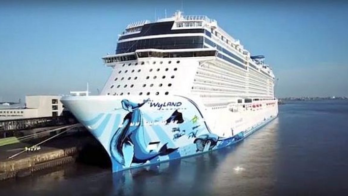 נורוויג'ן בליס ( NCL BLISS) עוגנת בנמל ברמרהאפן גרמניה. צילום יוטיוב נורוויג’ן בליס, האושר כלול במחיר