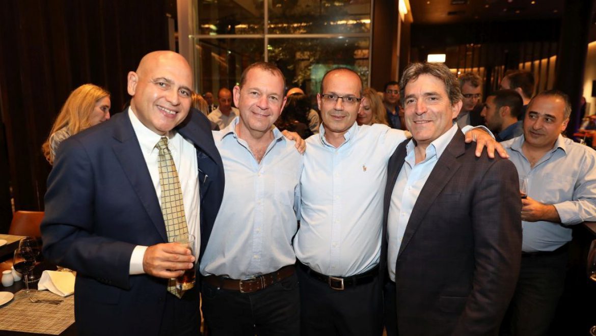 מימין, ניר דגן מארקיע, יורם מוטעי מקשרי תעופה, אורי סירקיס מישראייר ודוד פתאל. צילום אלירן טל קיבלו כבוד: 20 הסוכנים הגדולים של פתאל