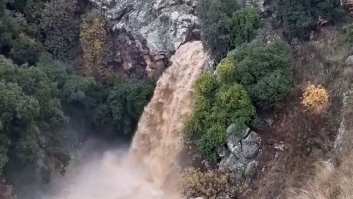מפל סער הגועש, מהמרשימים במפלי הגולן. צילום ענת זיסוביץ קשת יהונתן – מה שיפה בגולן