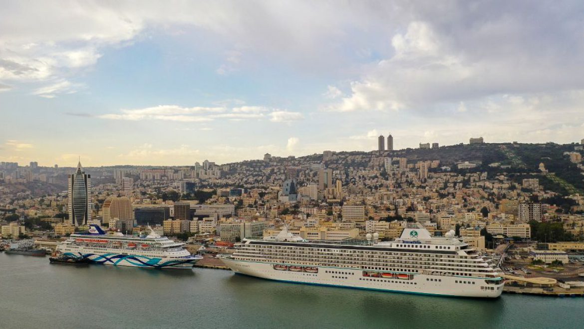 אוניות קרוז בנמל חיפה. משתפים פעולה עם קפריסין. צילום רחפן ארז סימון, גיאודרונס אושפיזין על המים: שלוש אוניות קרוז עוגנות היום ברציפי נמל חיפה