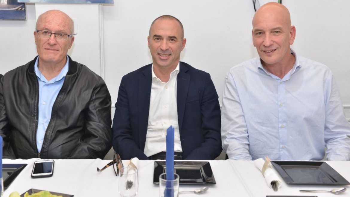 מימין, אמיר שוצמן מנכ תמ”מ חוגגת 70 שנה להיווסדה