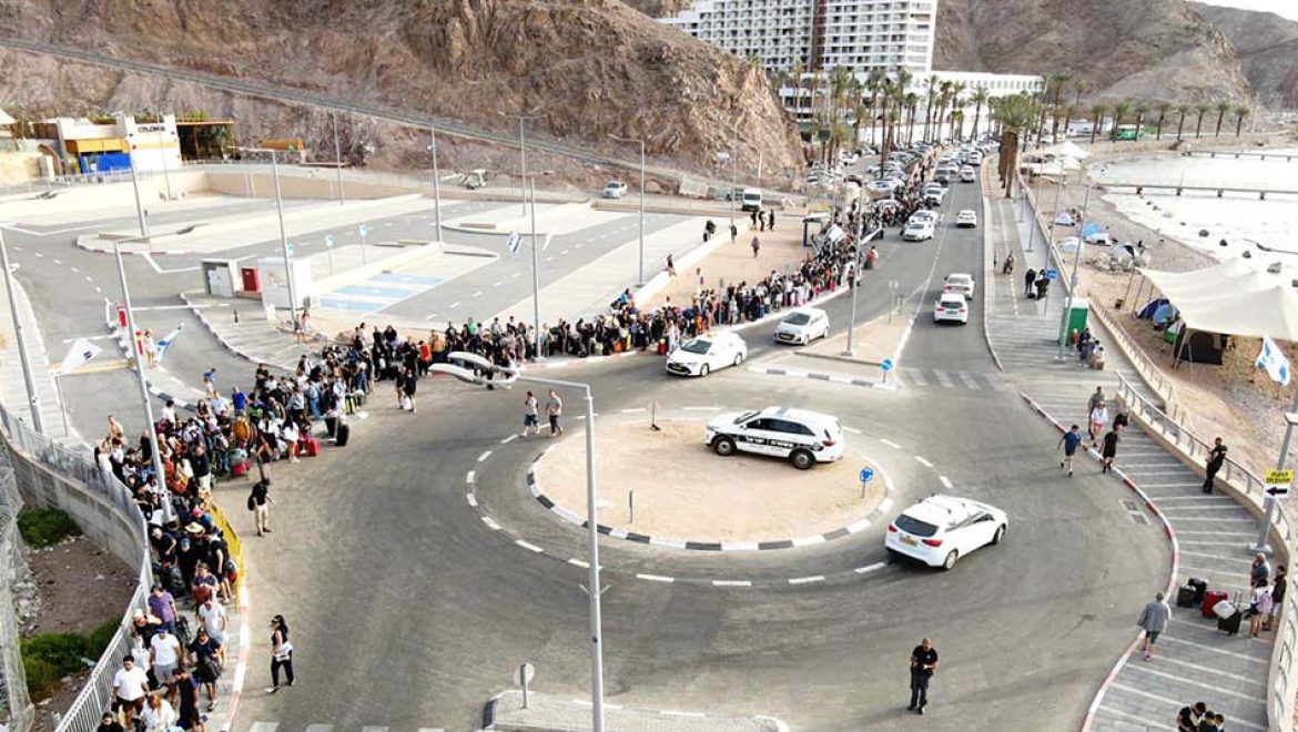 שיא בתנועת נוסעים במסוף הגבול "בגין" בין אילת וטאבה