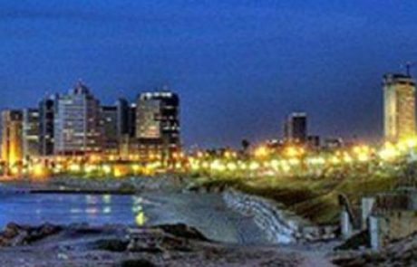 כתבי אופנה בכירים מבקרים בתל אביב