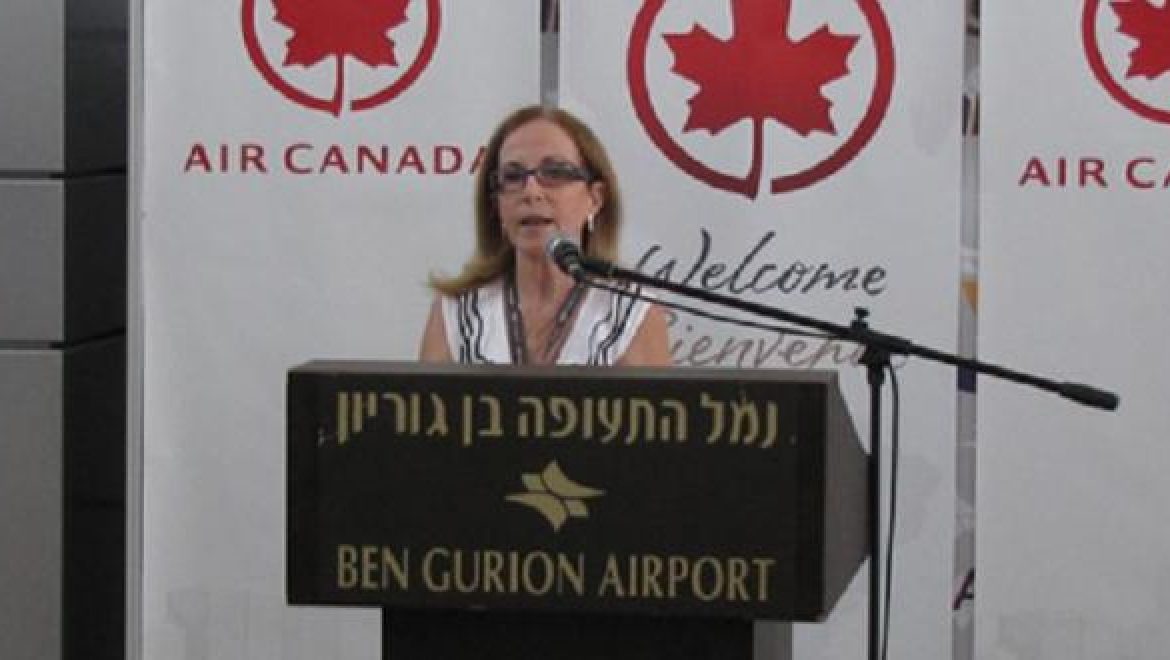 אייר קנדה, הראשונה להפעיל "דרימליינר" לישראל