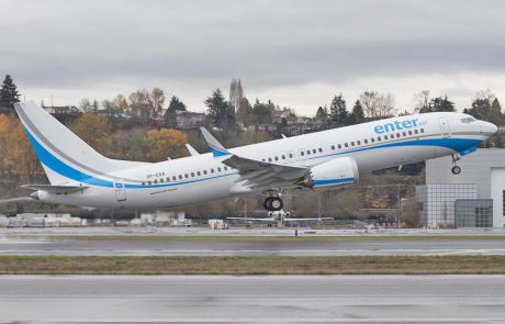 אנטר אייר הזמינה שני מטוסי 737-8