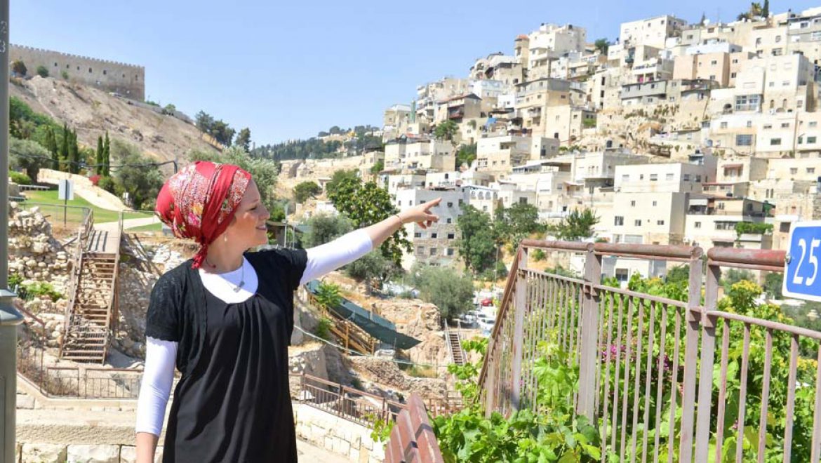 תיירות נשית: נשים ירושלמיות פותחות את ביתן במסגרת סיורי סליחות