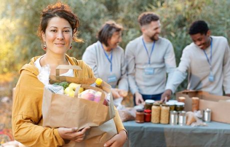 ישראל היפה: מתחילת המלחמה – כמעט כל ישראלי שני מתנדב