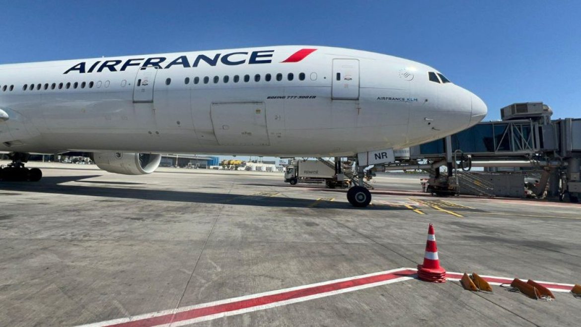 מטוס בואינג 777-300 של אייר פראנס. צילום יח אייר פראנס שבה לשמי ישראל עם מטוס מתקדם ושירותים משודרגים