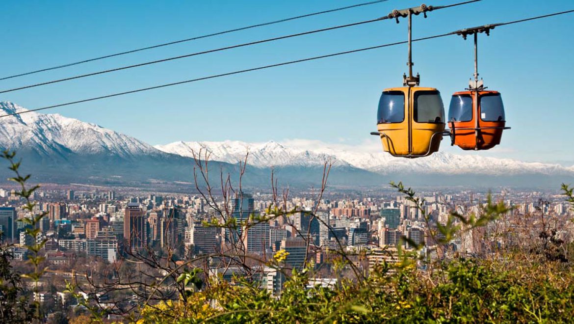 צ'ילה נפתחת מחדש למבקרים מחוסנים