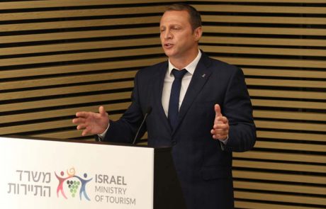 יואל רזבוזוב, שר התיירות: "חזרת התיירים או פיצוי לעובדים"