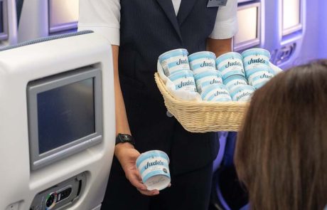 בריטיש איירווייס מוכנה לקיץ: גלידה ופינוקים לצינון הטיסה