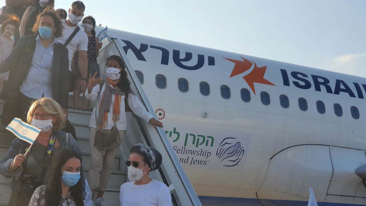 ישראייר: חברת התעופה הפעילה בנתב ישראייר הטיסה 100,000 נוסעים מתחילת משבר הקורונה