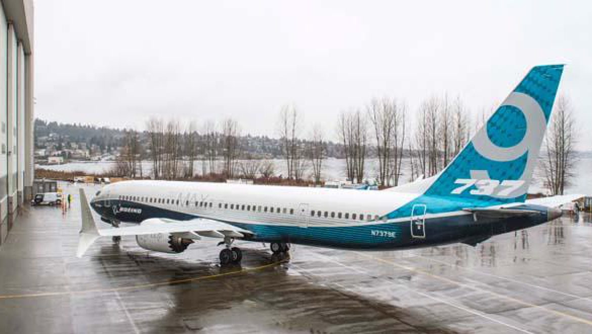 צפו: טקס הגלילה של מטוס הבואינג 737-9 MAX
