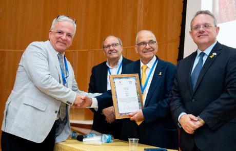 כבוד של חלוצים: יעקב אמסלם קיבל את אות החלוצים לשנת 2025