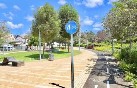 טירת כרמל מדוושת קדימה: נחנך שביל האופניים הראשון בעיר