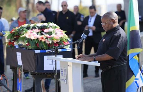 משרד החוץ ערך טקס פרידה מג׳ושוע מולל לפני הטסתו לטנזניה