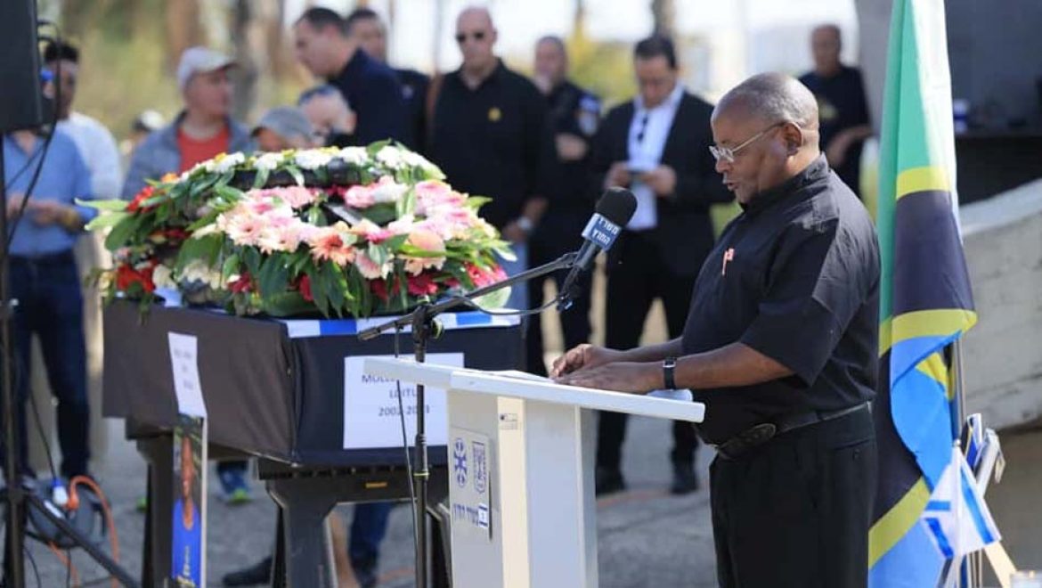 משרד החוץ ערך טקס פרידה מג׳ושוע מולל לפני הטסתו לטנזניה