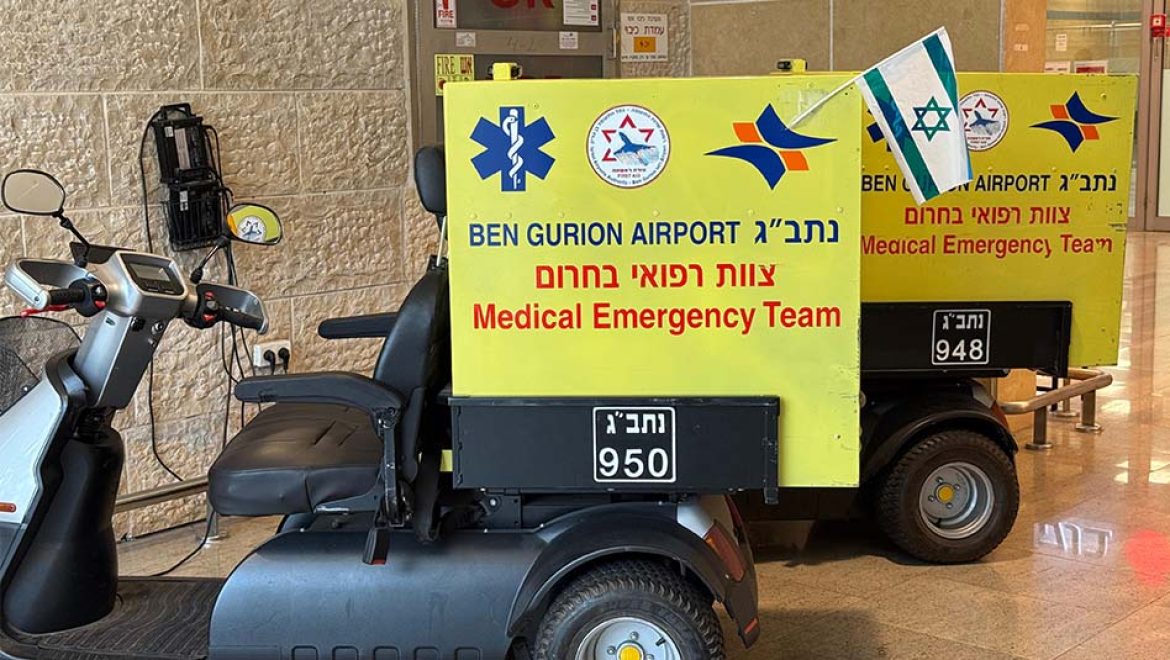 צוותי רפואה בנתב דרמה בדיוטי פרי: מאבטח ושני רופאים הצילו נוסע שלקה בליבו