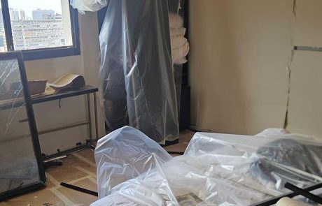 פגיעת טיל במרכז תל אביב: נזק כבד למלון "לייטהאוס" שהיה בשיפוצים