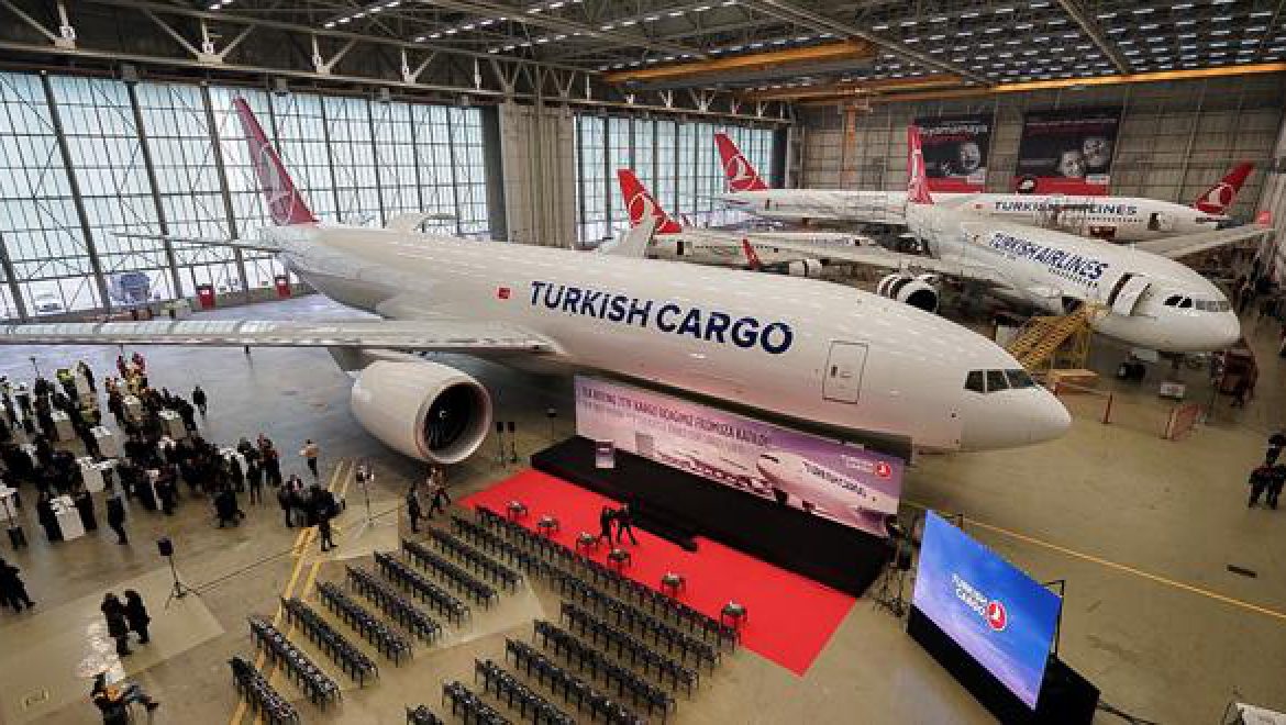 טורקיש איירליינס צרפה לצי מטוס תובלה ראשון מדגם בואינג 777