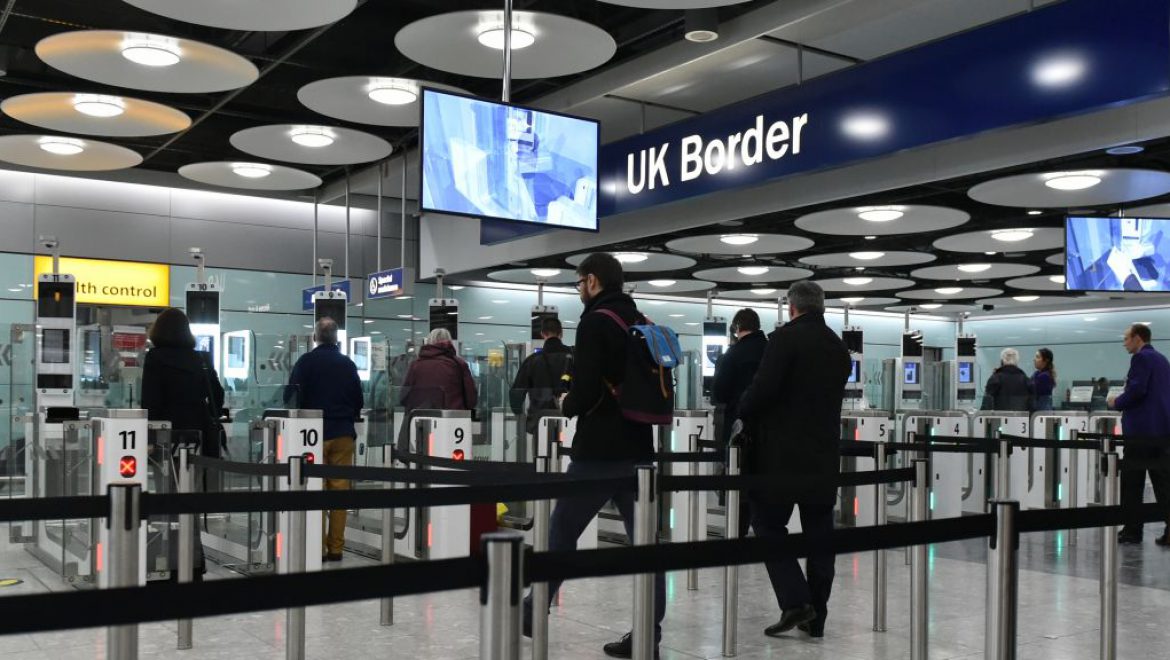 נמלי התעופה של לונדון משקיעים בהגנה נגד רחפנים