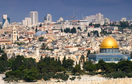 “לפתוח את שמי ישראל לקבוצות תיירים ממדינות ירוקות”