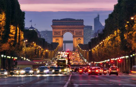 מחירי המלונות בפריז צונחים בעקבות מחאת האפודים הצהובים