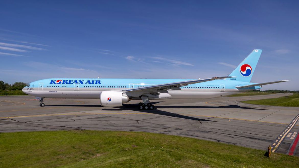מטוס הבואינג 777-300ER ה-25 לקוריאן אייר