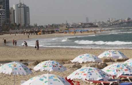 פותחים את הים: עונת הרחצה 2019 בחופי תל אביב-יפו יוצאת לדרך