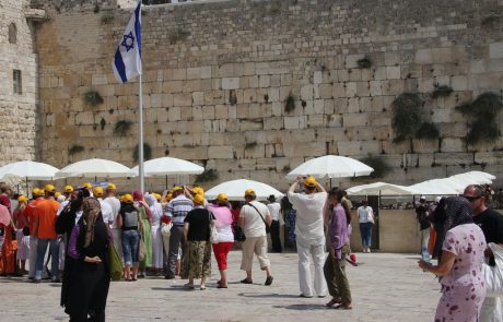 משרד התיירות יגדיל את התקציב לעידוד ביקורים בכותל המערבי